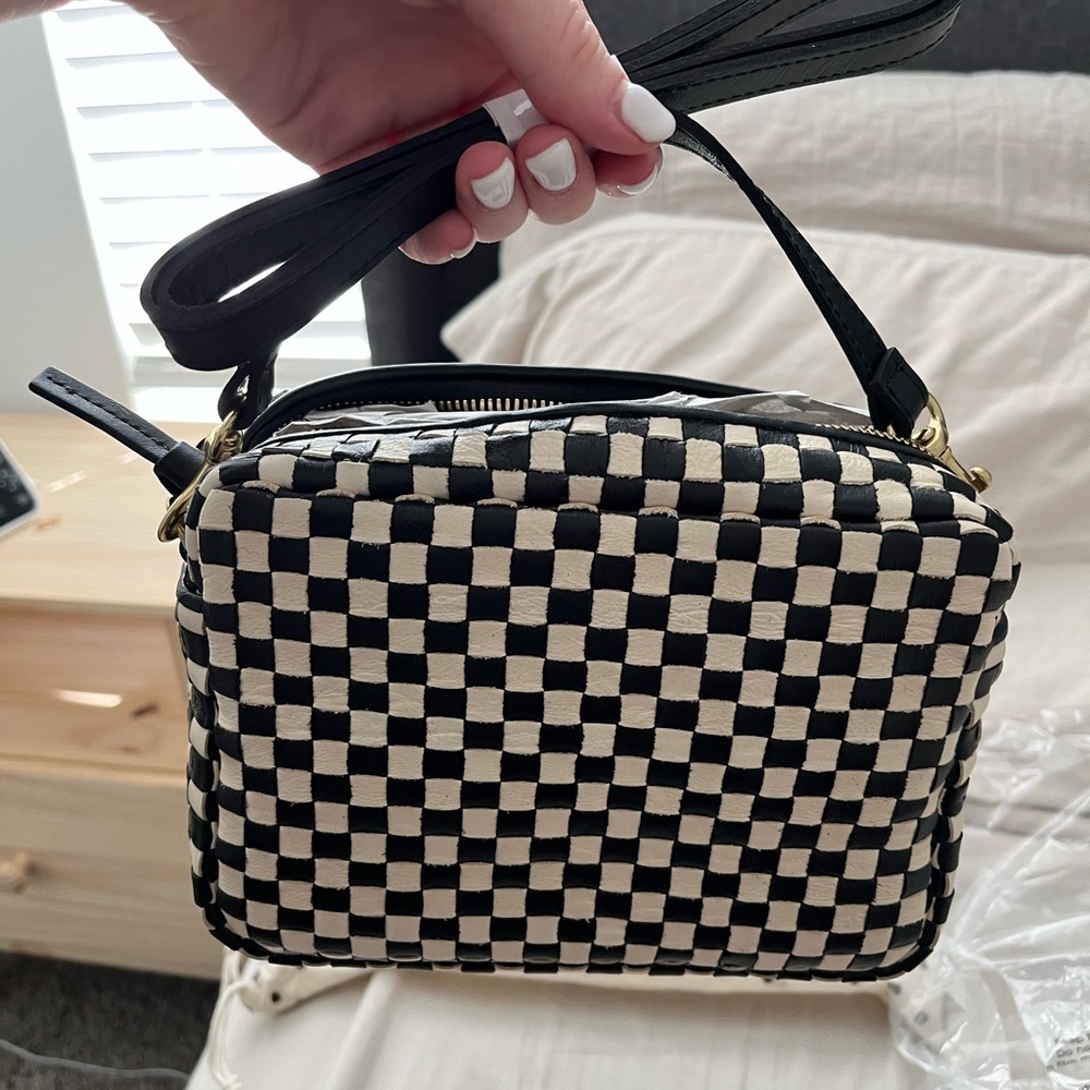 BRAND NEW Clare V mini woven bag